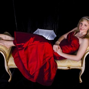 BrittainyDress divan sm_11.jpg